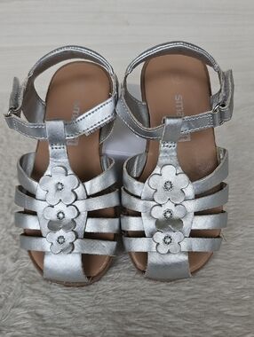 Smart Fit Metallic Silver Floral Girls Sandals